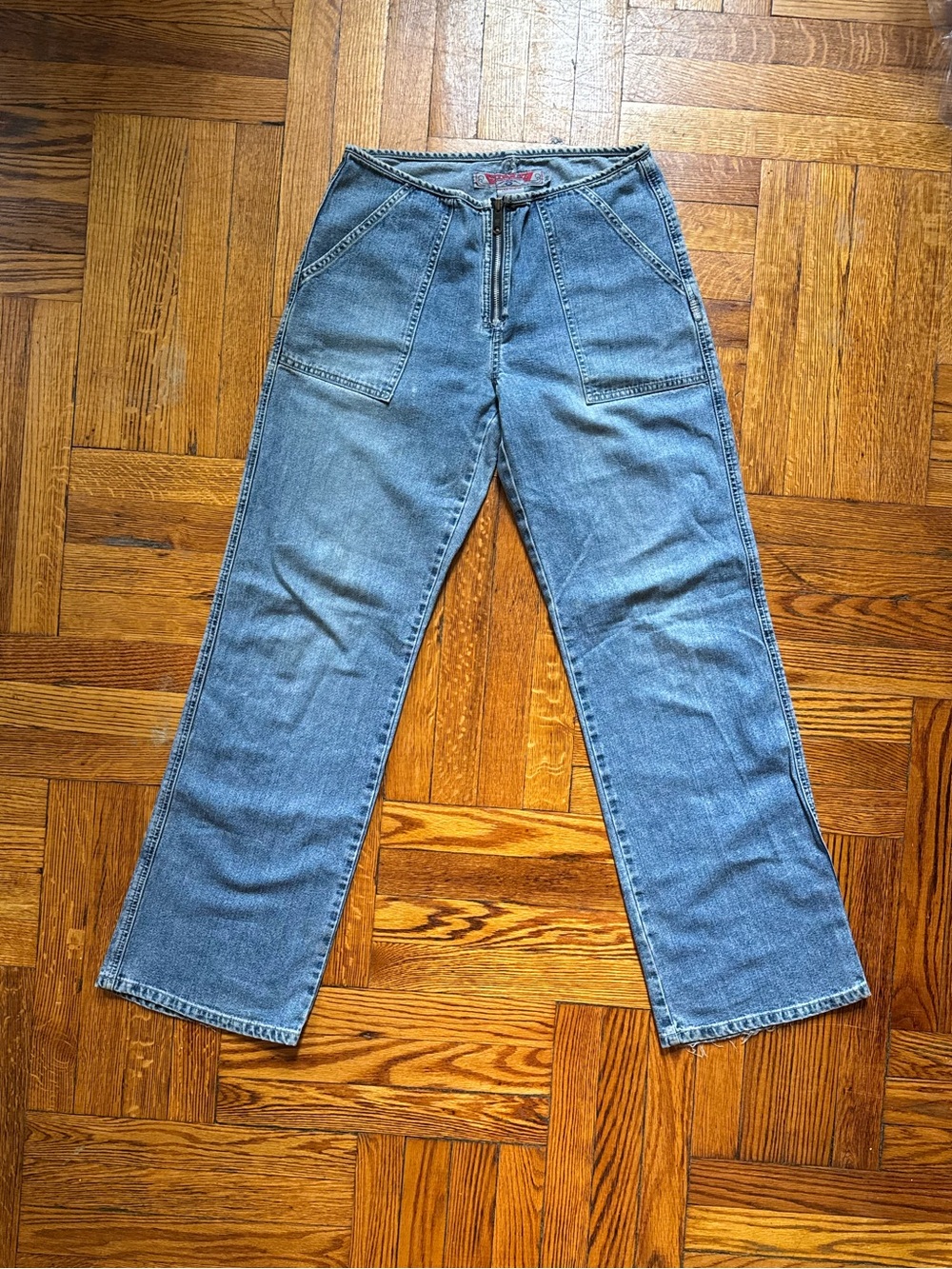 Vintage Silver Jeans Women's Light Blue Straight Leg Denim with Exposed Zipper
